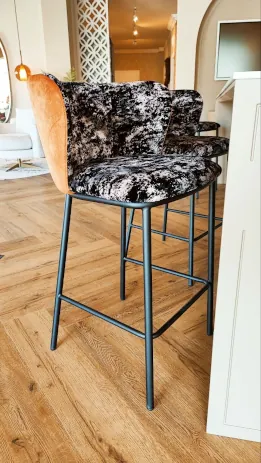 Moderner Barhocker